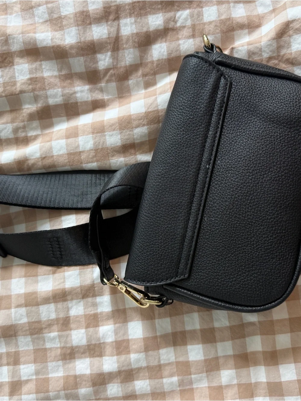 N/A stylish black